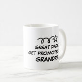 すばらしいパパは祖父のマグに促進されて得ます コーヒーマグカップ (正面右)