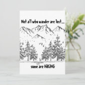 すべてがさまよっているわけではない 迷子にならない楽しいハイキング名言 ハイカー カード (スタンド正面)