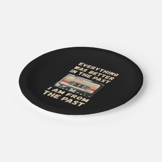 すべてが過去カセットで良かった ペーパープレート (アングル)