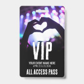すべてのアクセスイベントVIP バッジ (正面)