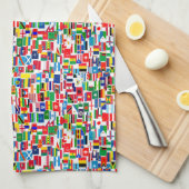 すべてのインターナショナルの旗 キッチンタオル (四つ折り)