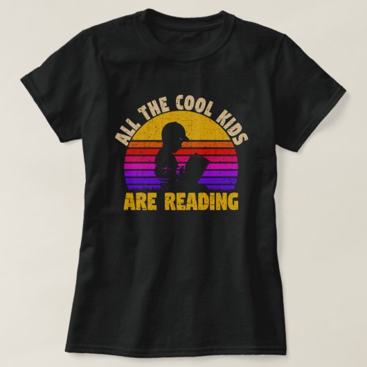 すべてのカッコいい子供は読本のヴィンテージreto tシャツ (デザイン正面)
