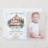 すべてのキャンパーを呼び出す1st誕生日キャンピングフォト 招待状 (正面)