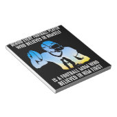 すべてのサッカー選手のサッカーママの後ろに ノートパッド (アングル)