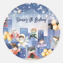 すべてのスーパーヒーローを呼び出す子供の誕生日