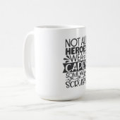 すべてのヒーロー衣服がいくつかの衣服のスクラブ コーヒーマグカップ (正面左)