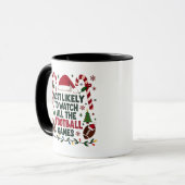 すべてのフットボールの試合を醜く見る可能性が最も高い マグカップ (正面左)