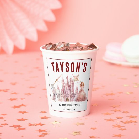 すべてのプリンセスマジカルキャッスルを呼び出す8誕生日 紙コップ (インサイチュ)