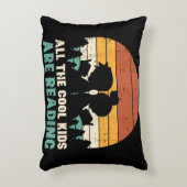 すべての子供読のレトロの本読好き男の子のギ アクセントクッション (正面(垂直))