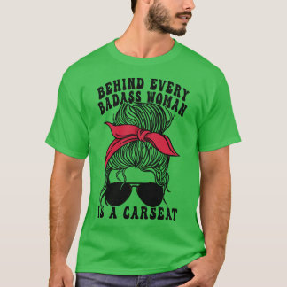 すべての悪い女性の後ろに座っている母ママMam Tシャツ