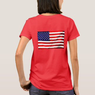 すべての愛国心が強いワシおよび米国の旗 Tシャツ