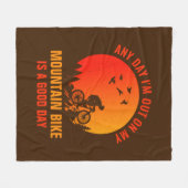 すべての文字を編集する名前を追加マウンテンバイクは良い日である フリースブランケット (正面(横))