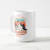 すべての本の冒険の中に本の恋人のマグカップを待つ コーヒーマグカップ (正面左)