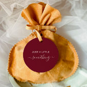 すべての機会にほんの少しのバーガンディ フェイバータグ