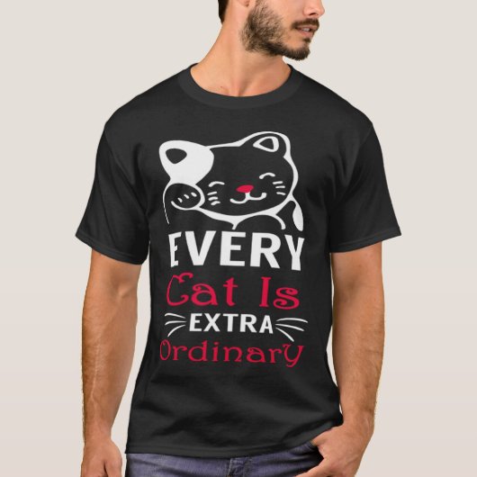 すべての猫は特別な存在 Tシャツ (正面)