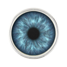 すべての目を見る