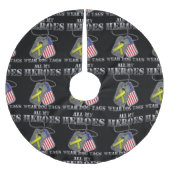 すべての私の英雄の衣服のドッグタッグ ブラッシュドポリエステルツリースカート (正面)