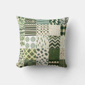 すべての自然グリーンチートキルトパターン2025 クッション (正面)