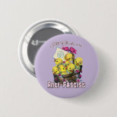 すべての雛はアンチファシストだ 缶バッジ (正面&裏面)