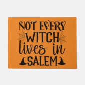 すべての魔女がセーレムハロウィーンフォーマットで暮らしている訳ではない ドアマット (正面)