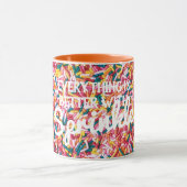 すべてはよりよいですと振りかけます マグカップ (中央)