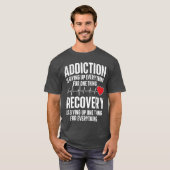 すべてを諦めるのが中毒　節酒記念日 Tシャツ (正面フル)
