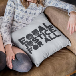 すべて均等正義 – 装飾用クッション クッション