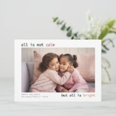 すべて穏やかな家族の写真のおもしろいクリスマスではない シーズンカード (スタンド正面)