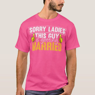 すまないレディースこの男は結婚おもしろいする Tシャツ
