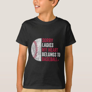 すまないレディース私のハートは野球に所属 Tシャツ