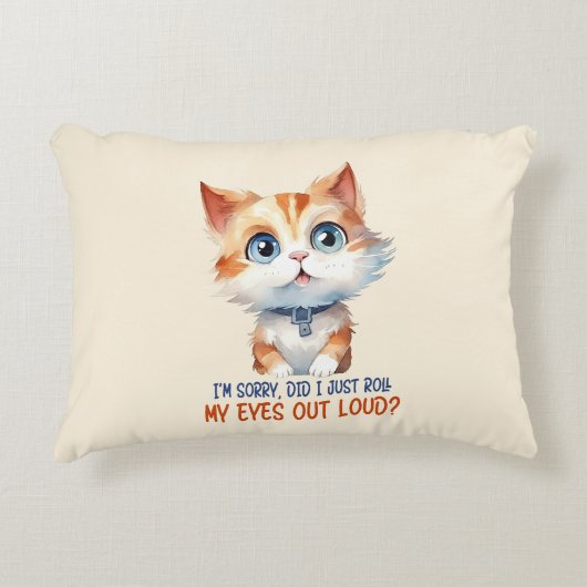 すまん目が転が大きかった？- Sassy Cat アクセントクッション (正面)