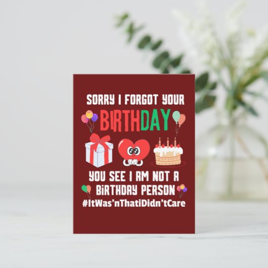すみません、誕生日を忘れました。誕生日を祝うタイプの人間じゃないんです。 ポストカード (スタンド正面)