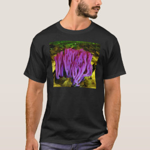 すみれ色の珊瑚菌類Clavaria Zollingeri Tシャツ