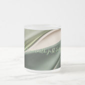 すりガラスのマグカップのグラフィックスタイリッシュ表示 フロストグラスマグカップ (中央)