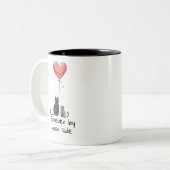 ずっと寄り添って – かわいい猫バレンタイン ツートーンマグカップ (正面左)