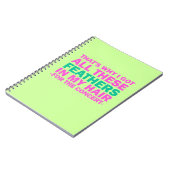 そういうわけで私は私の毛のこれらの羽をすべて得ました ノートブック (左側)