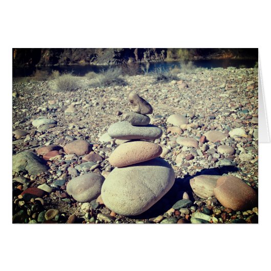 そこつるでバランスのとれたセレニティストーンインスピレーション (正面横)