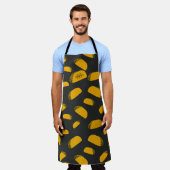 そしてカッコいいおもしろいおいしいタコ柄モノグラム エプロン (着用した状態)