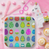 そしてカラフル美しいイースターの卵のパターン ペーパープレート (パーティー)