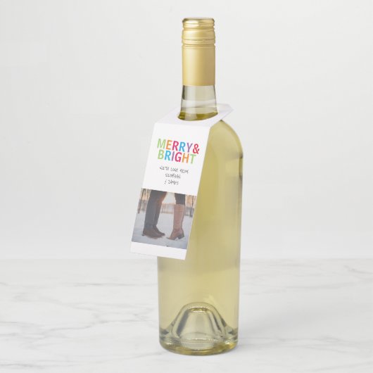 そしてメリー明るいフェスティバルのクリスマスパーソナライズされた ボトルネックタグ (アングル)