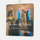 そしてメリー明るい |モダンクリスマスカップル写真O セラミックオーナメント (左)