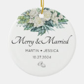 そしてメリー私た結婚したちの初めてのクリスマスフローラ セラミックオーナメント (正面)