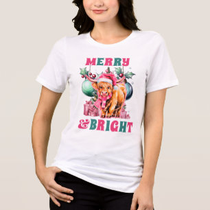 そしてメリー鮮やかなピンクのクリスマスの高地の牛 トライブレンドTシャツ