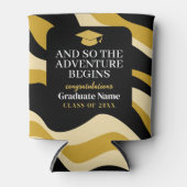 そして冒険が始まる – 卒業モダン写真 缶クーラー (正面)