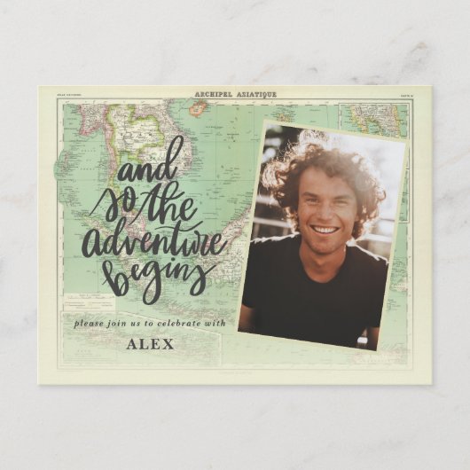 そして冒険は卒業写真を撮り始めます インビテーションポストカード (正面)