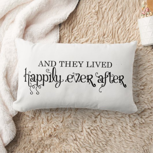 そして彼らはその後ずっと幸福に住んでいました ランバークッション (ブランケット)