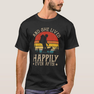 そして彼女はギをハイキングした後ずっと幸せに暮らしたヴィンテージ Tシャツ