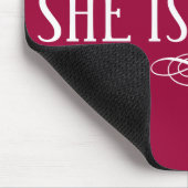 そして彼女は小さいにもかかわらず、彼女は獰猛です マウスパッド (コーナー)