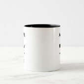 そして彼女は幸せに走り続けた マラソン完走記念 ツートーンマグカップ (中央)