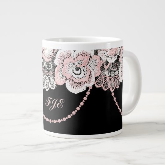 そして気のあるそぶりをした繊細なピンクのローズフェイクレースと真珠 ジャンボコーヒーマグカップ (正面右)